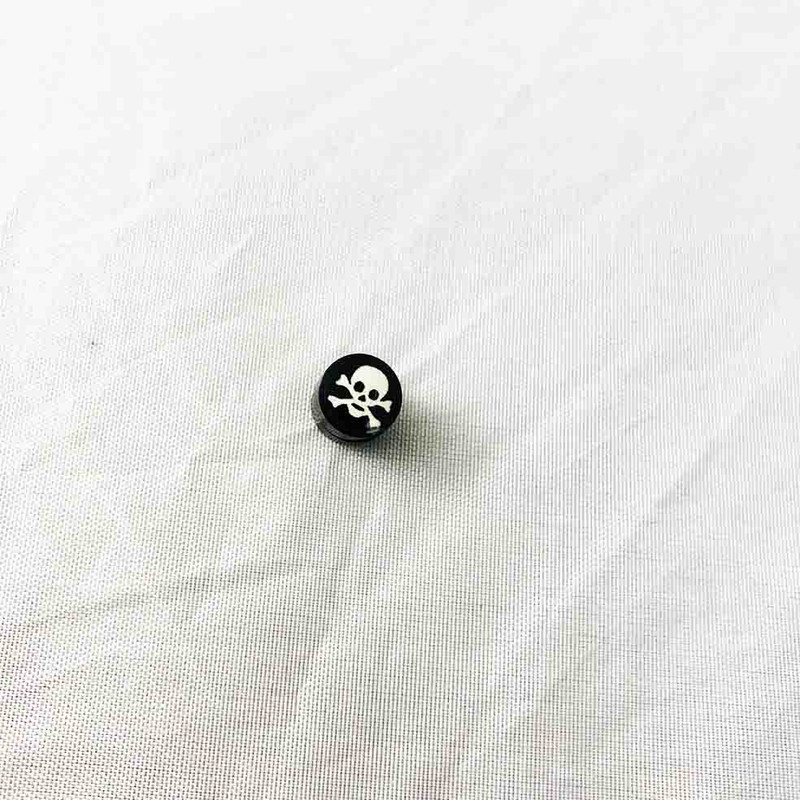 پیرسینگ مدل مگنتی