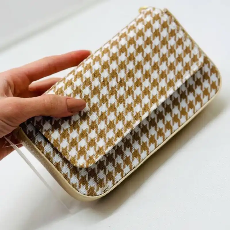 کیف دوشی زنانه مدل pich