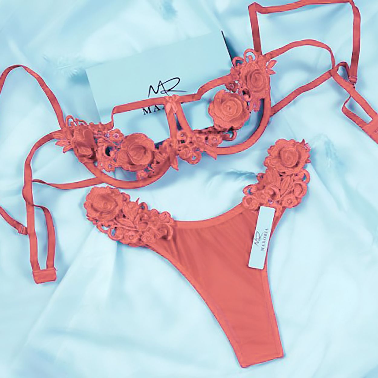 ست شورت و سوتین زنانه مکسوریا مدل انبرودی گلدانتل کد NKU MAX 02204 - - 4