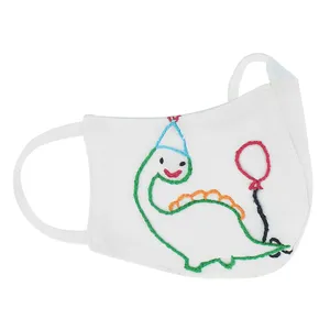 ماسک پارچه‌ای بچگانه مدل A51 طرح دایناسور بادکنکی