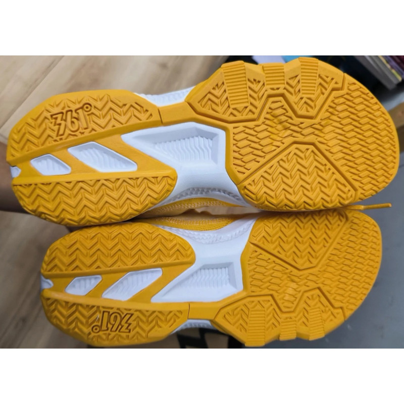 کفش بسکتبال 361 درجه مدل 101F
