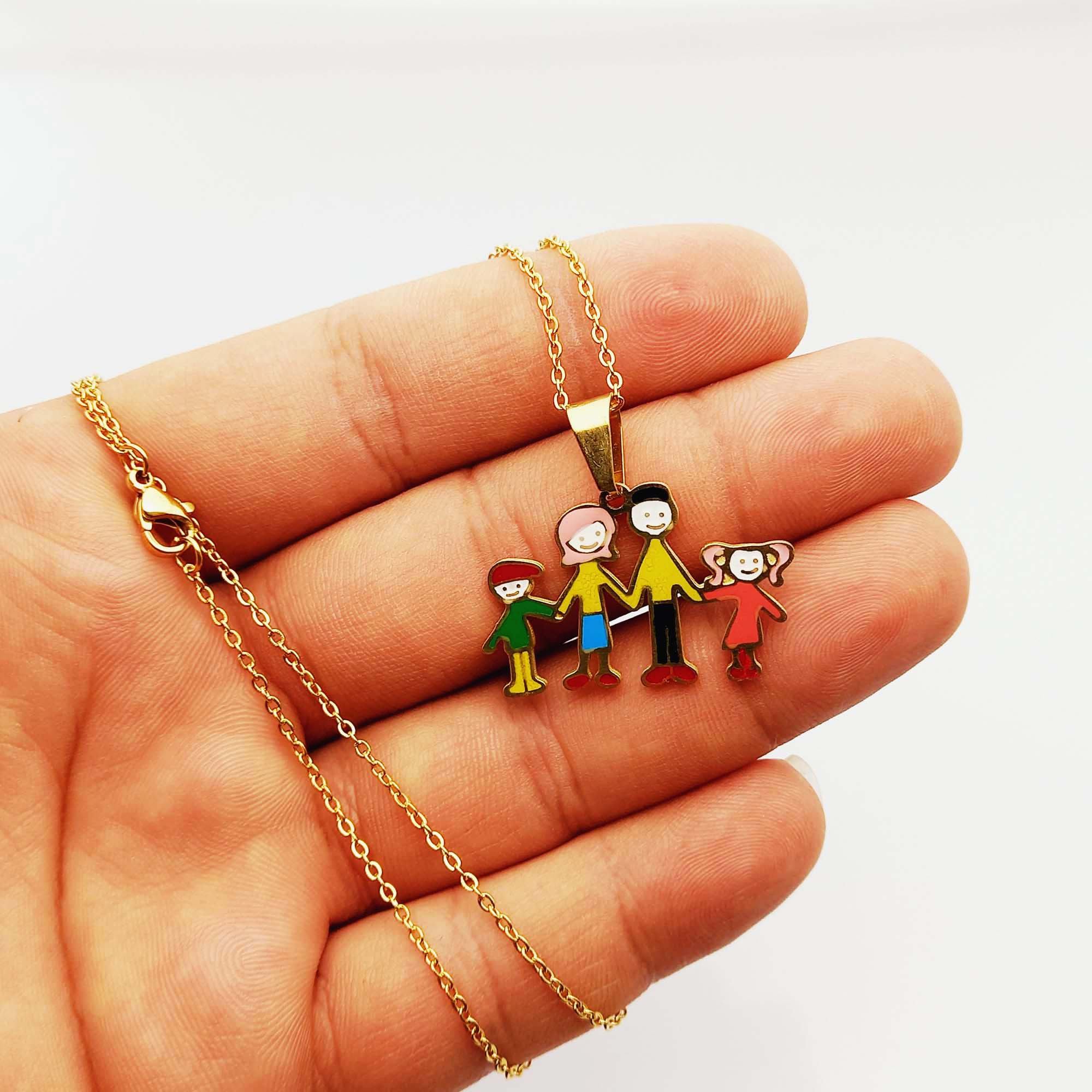 گردنبند دخترانه طرح خانواده مدل 476GAD گردنبند دخترانه طرح خانواده مدل 476GAD