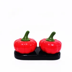 نمکپاش مدل کدوتنبل بسته 2 عددی به همراه استند