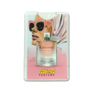 عطر جیبی زنانه ام کی دبلیو مدل La Vie Est Belle حجم 20 میلی لیتر