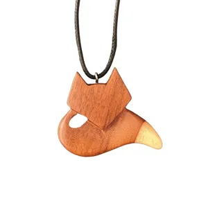 گردنبند دست ساز زنانه مدل چوبی طرح روباه