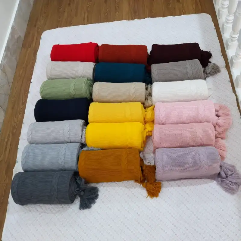 شال مبل مدل آذین سایز 172×142 سانتیمتر