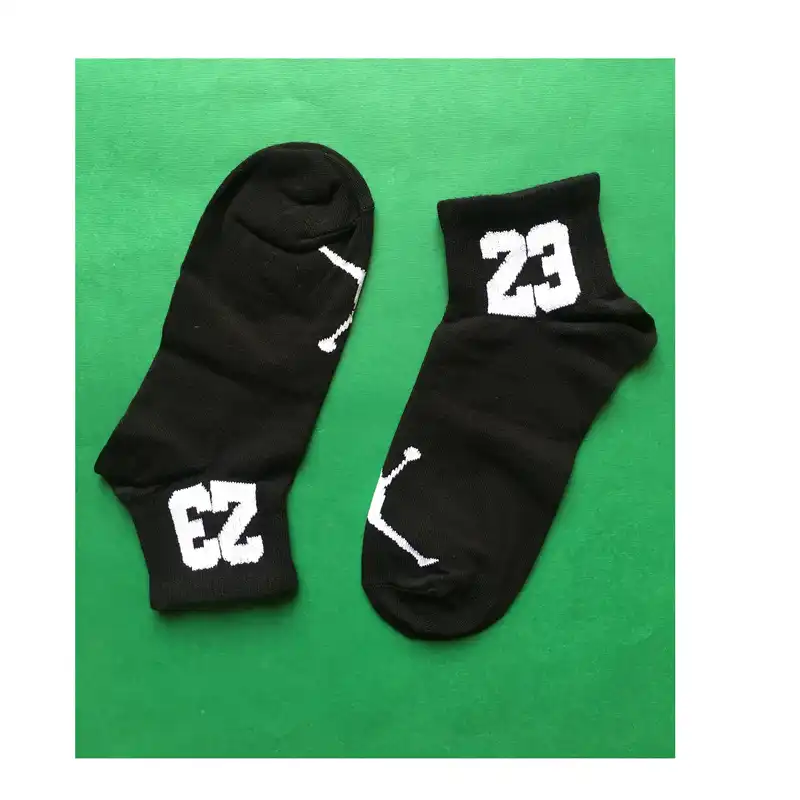 جوراب ورزشی ساق کوتاه زنانه دکتر جوراب مدل پنبه کشی کد JO-401823BL رنگ مشکی