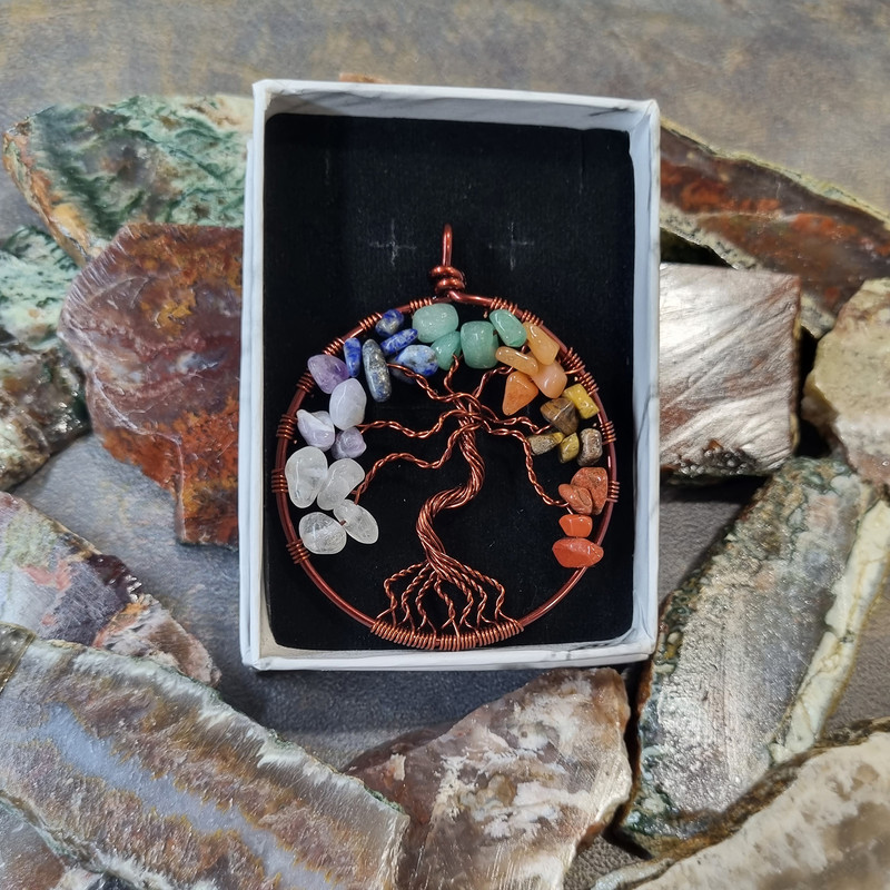 آویز گردنبند مدل درخت زندگی هفت چاکرا