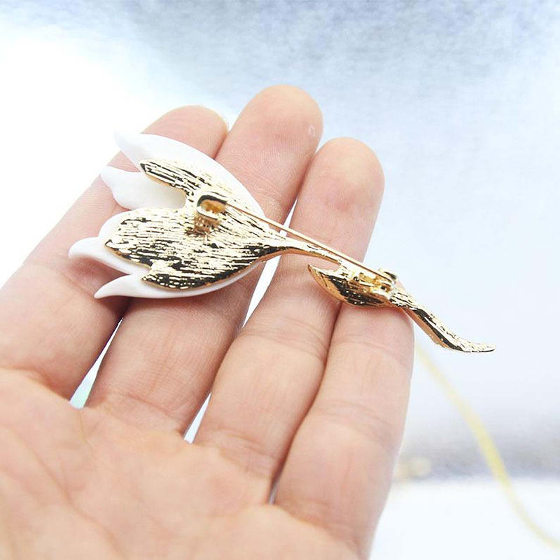 گل سینه زنانه مدل گل لاله کد 00544