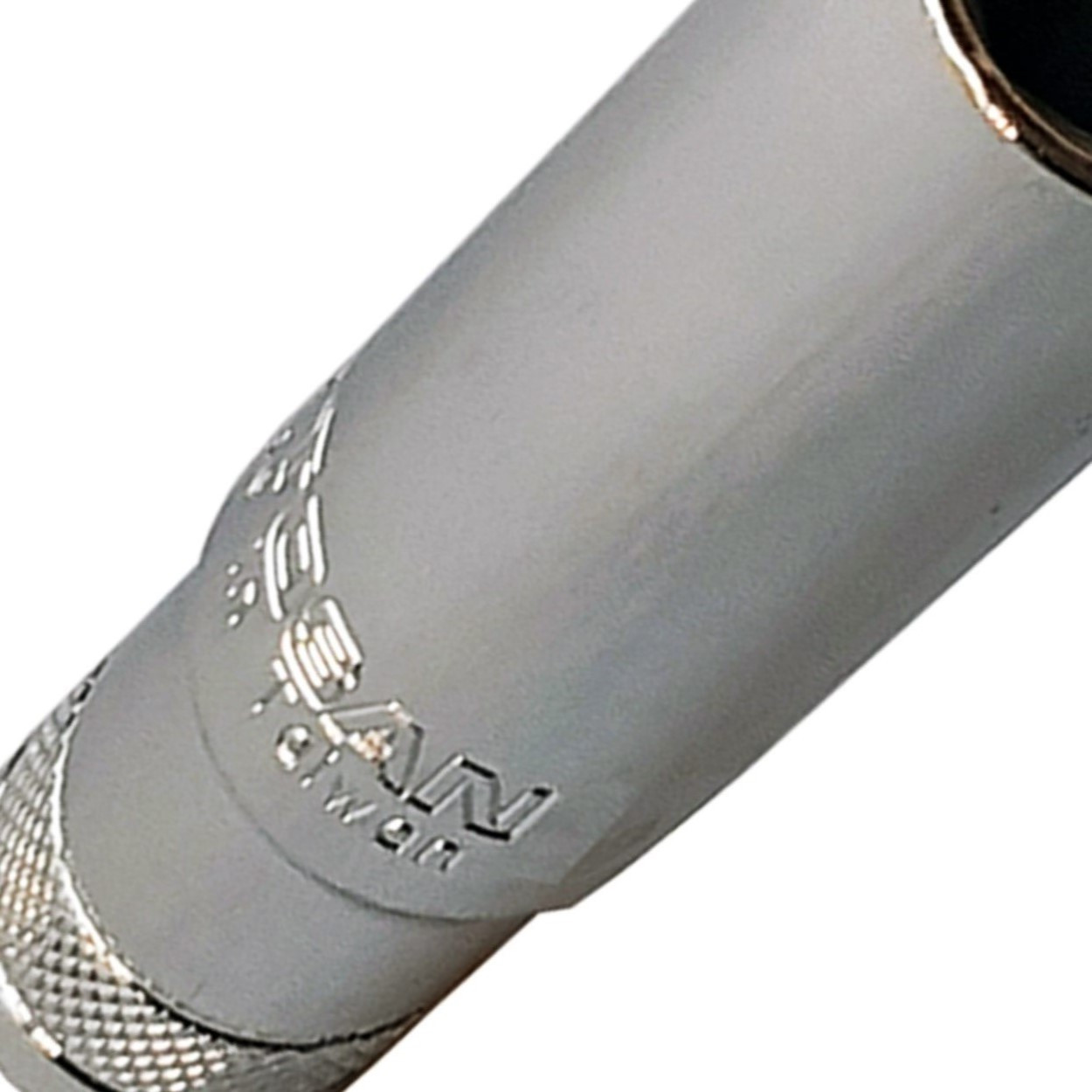 سری آچار بکس توسن مدل AT-055 سایز 17 میلیمتر