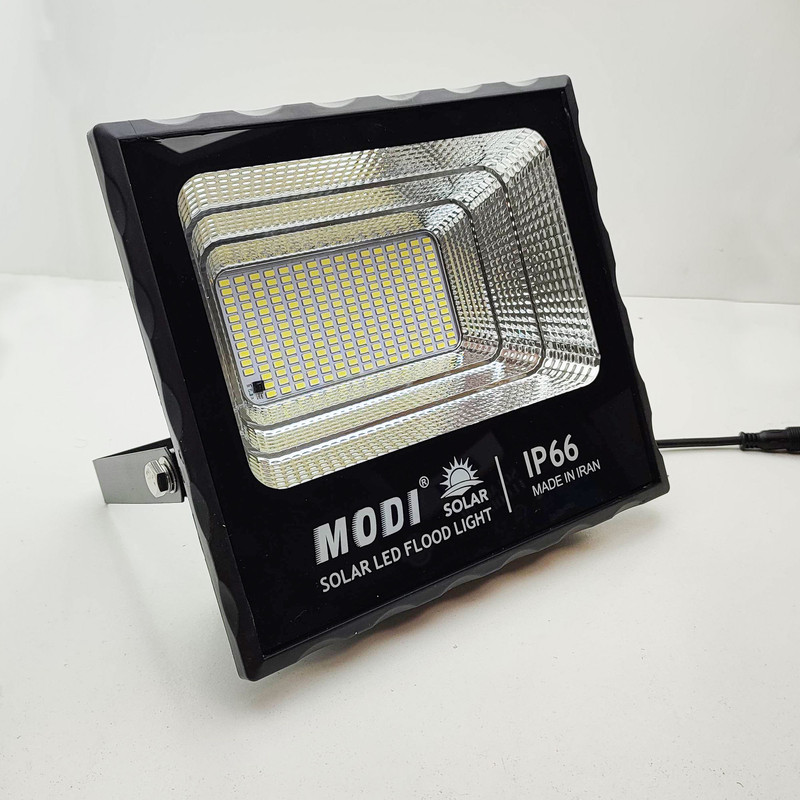 پروژکتور خورشیدی مودی مدل سولار کد IR-MD72100 ظرفیت 100 وات