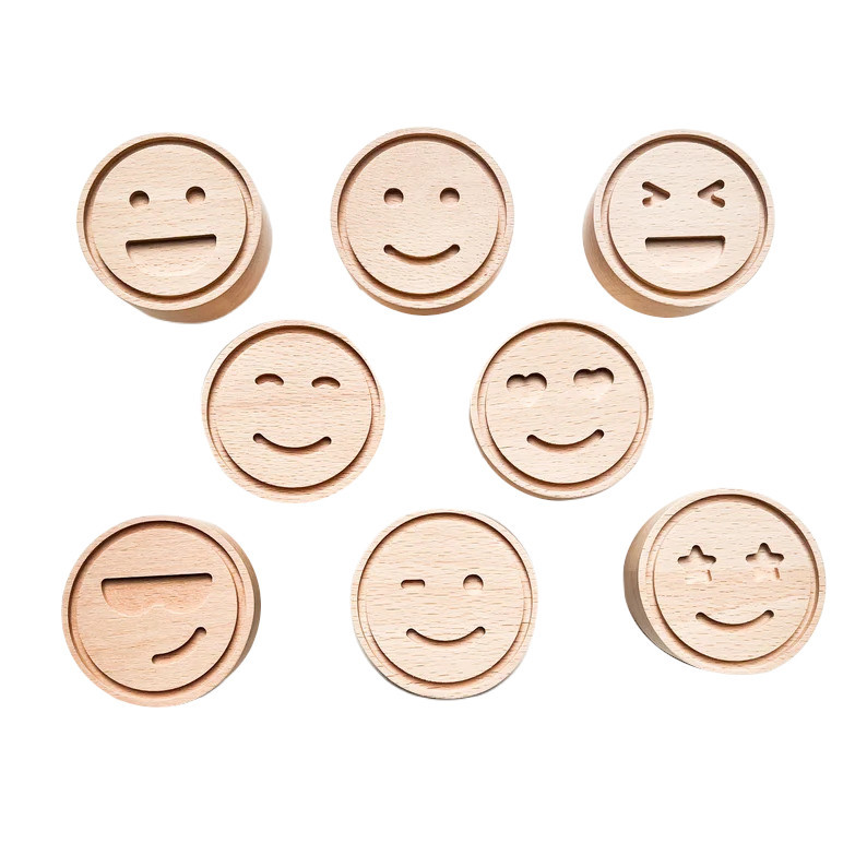 دستگیره کمد مدل کودک طرح صورتک ها کد WTL214 مجموعه 8 عددی