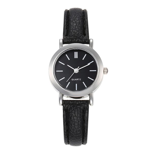 ساعت مچی عقربه ای زنانه مدل کلاسیک بند چرم کد 6