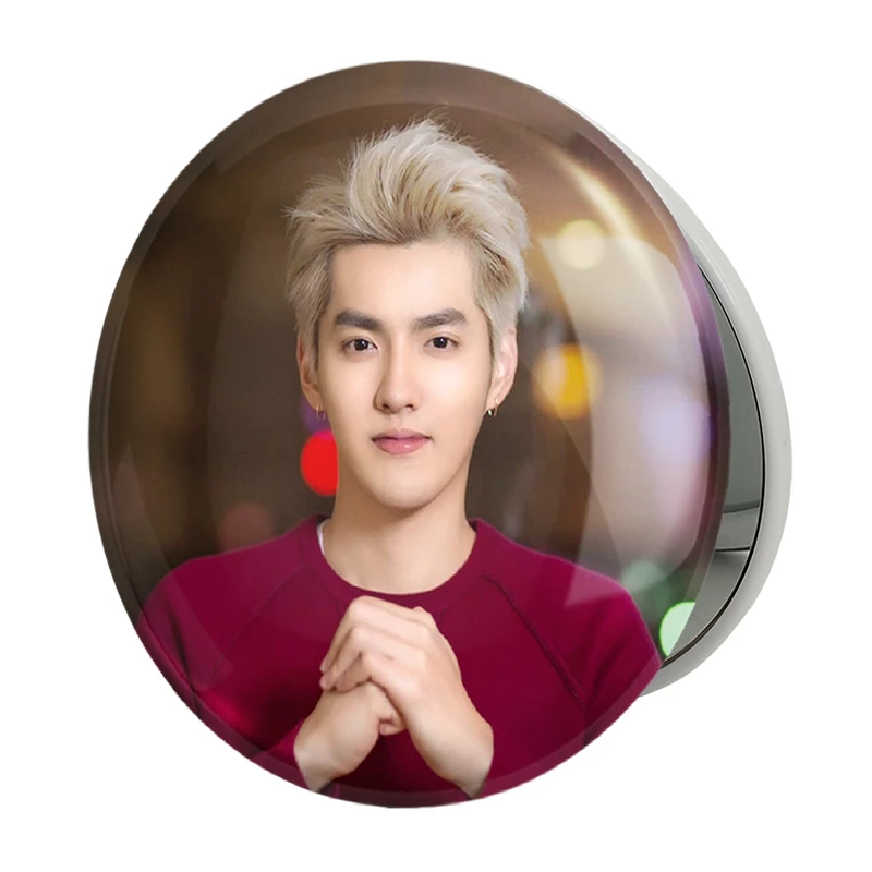 آینه جیبی خندالو طرح کریس وو گروه اکسو EXO مدل تاشو کد 13414 