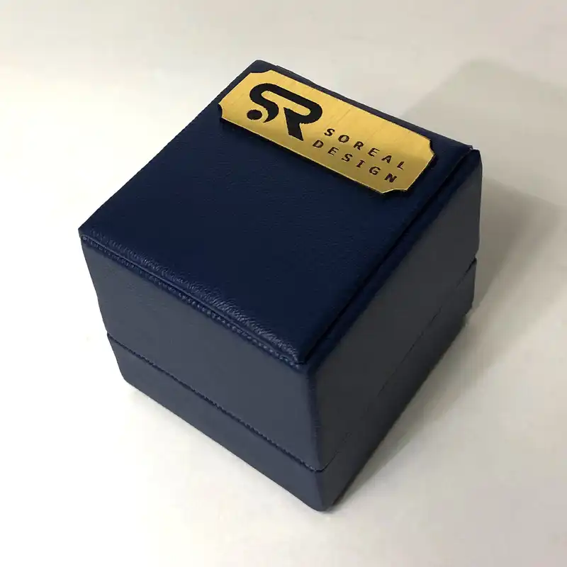 انگشتر سورئال دیزاین مدل حلقه چوبی