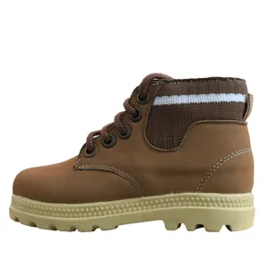 نیم بوت پسرانه مدل BE