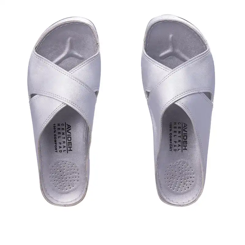 دمپایی زنانه آویده کد 245 رنگ نقره ای