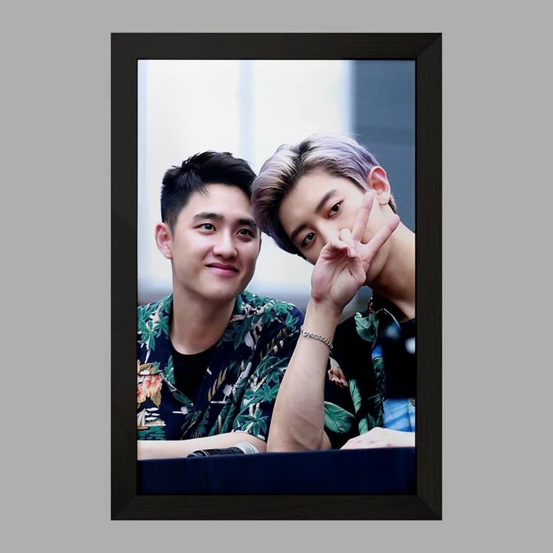 تابلو خندالو مدل گروه اکسو EXO  کد 13580