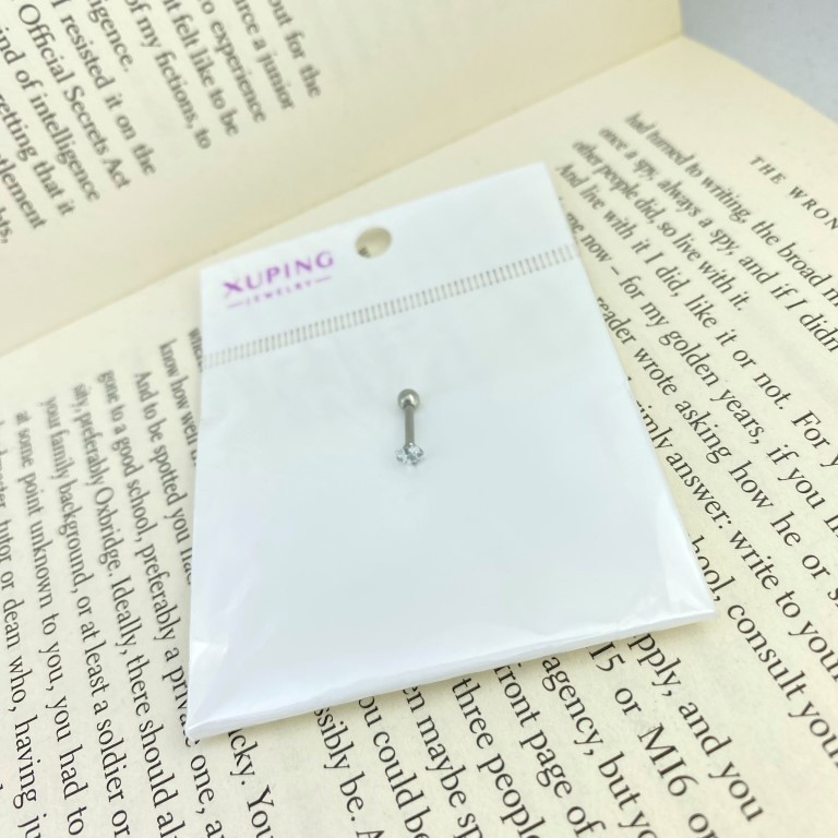 پیرسینگ گوش زنانه ژوپینگ مدل تک نگین مربع کد P4137 پیرسینگ گوش زنانه ژوپینگ مدل تک نگین مربع کد P4137