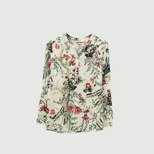 بلوز زنانه ال سی وایکیکی مدل یقه ایستاده