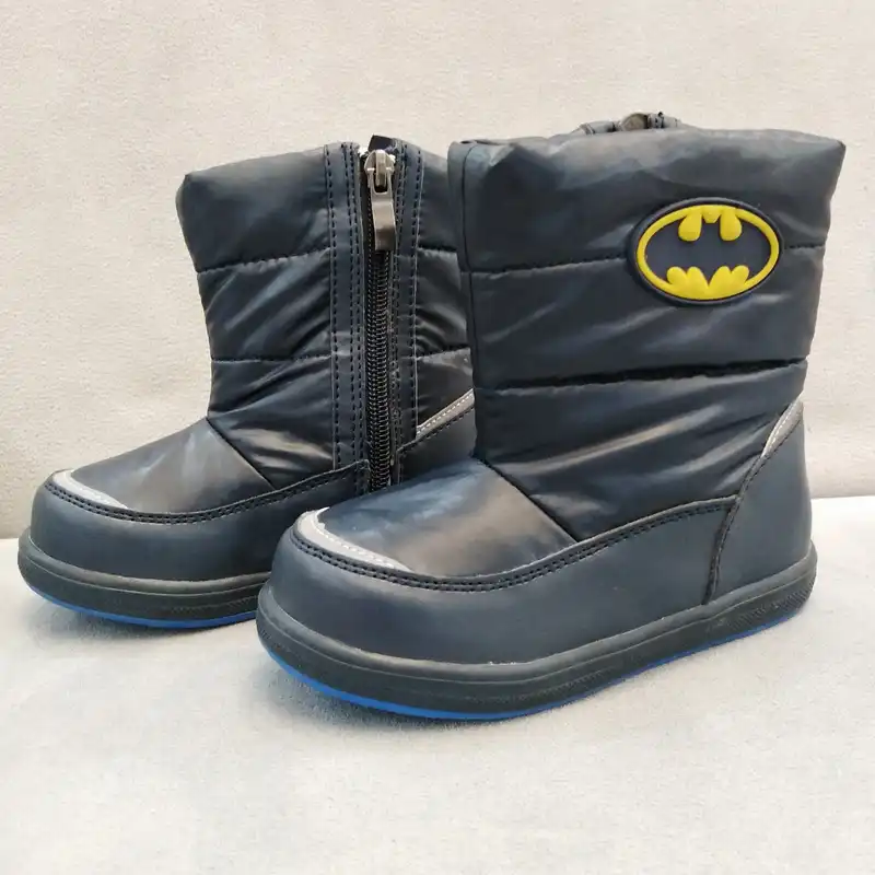 نیم بوت پسرانه کول کلاب مدل bR7531 batman