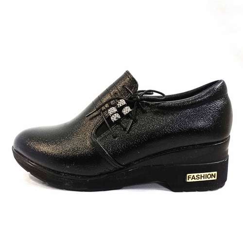 کفش زنانه مدل مروارید طبی رنگ مشکی