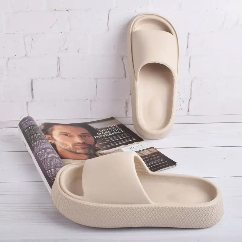 دمپایی زنانه پایون مدل لژ دار NCF.2857