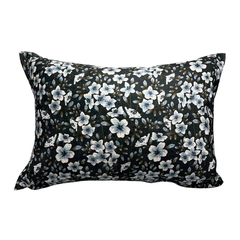 رو بالشی مدل مخمل رنگ ثابت طرح گلباران بسته دو عددی