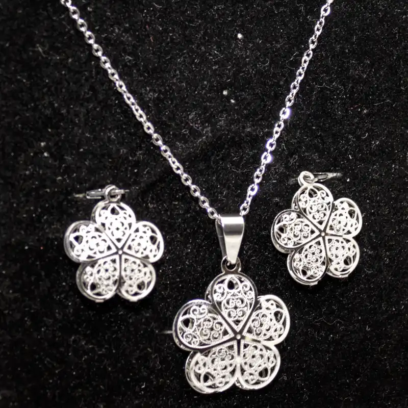 نیم ست زنانه طرح گل کد 825