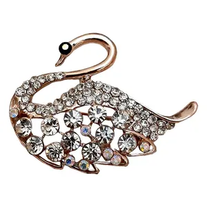 سنجاق سینه زنانه زایا مدل قو