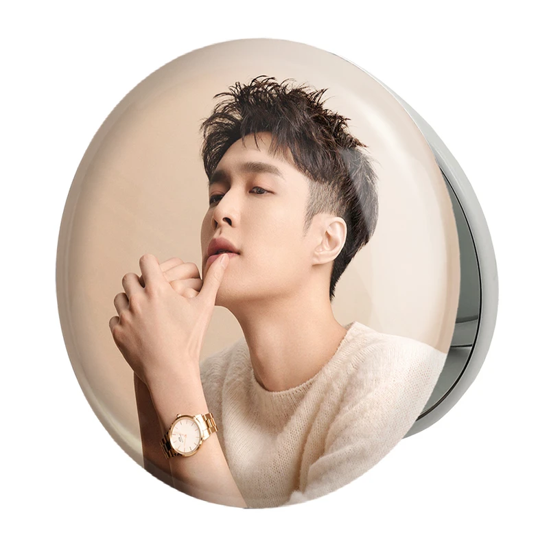 آینه جیبی خندالو طرح لی گروه اکسو EXO مدل تاشو کد 16776 