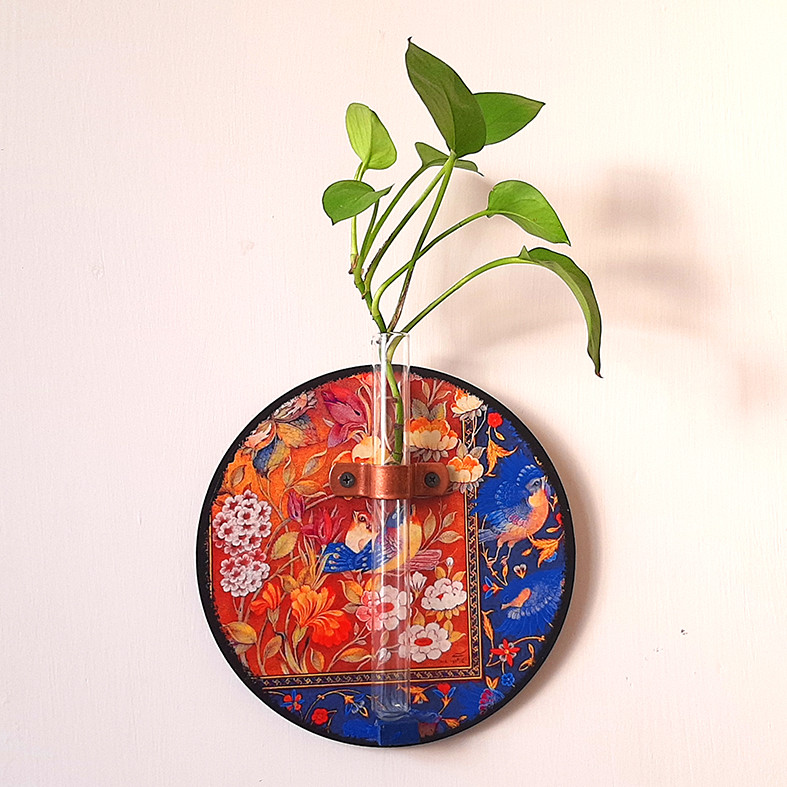 گلدان دیواری طرح مینیاتوری به همراه شیشه مجموعه 4 عددی