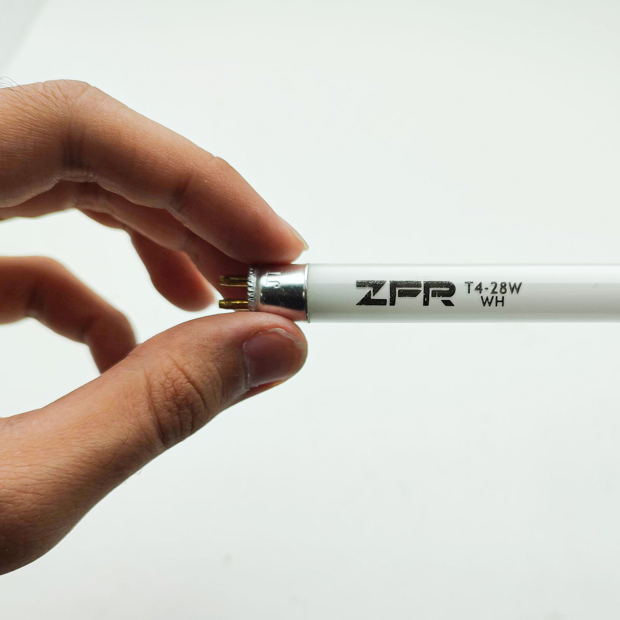 لامپ زیر کابینتی 28 وات زد اف آر مدل T4 فلورسنت بسته 3 عددی