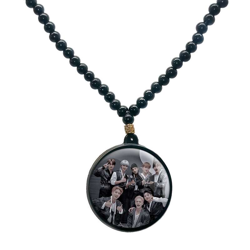 گردنبند پرمانه طرح straykids کد pmd.12264 مدل دو طرفه