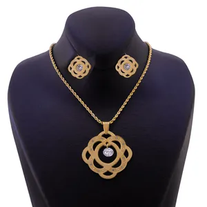 نیم ست زنانه مدل گل هشت پر کد tdn115