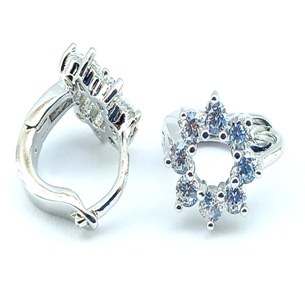 گوشواره دخترانه ژوپینگ مدل نگین کد 0467 گوشواره دخترانه ژوپینگ مدل نگین کد 0467