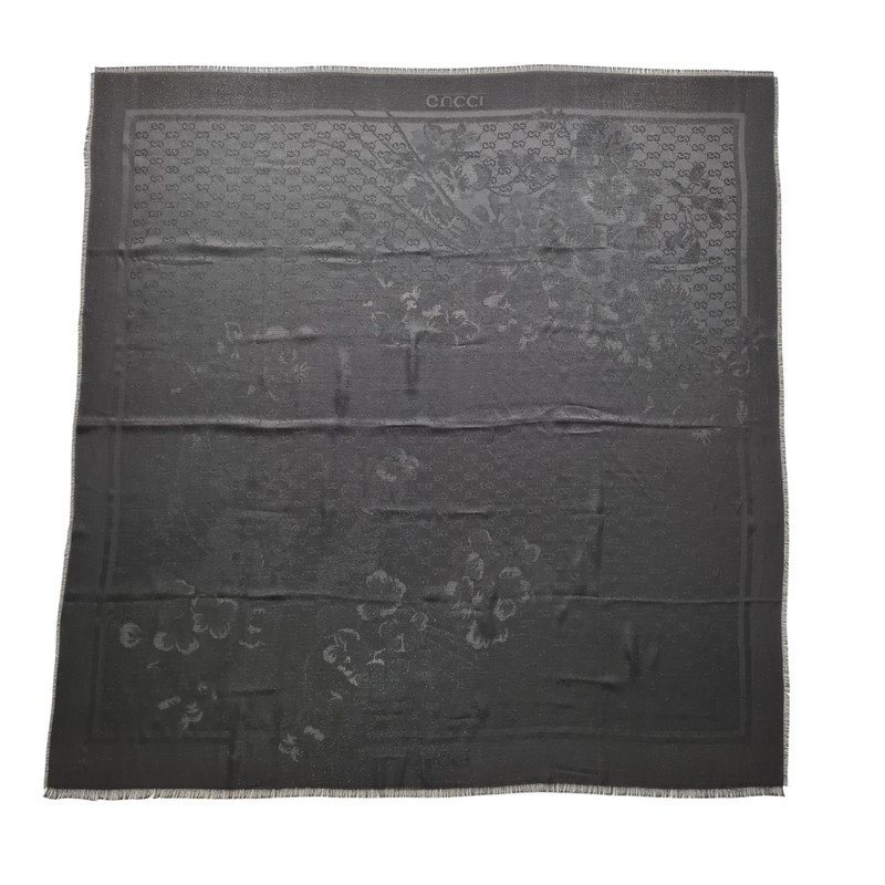 روسری زنانه مدل&nbsp;ساتن ابریشم