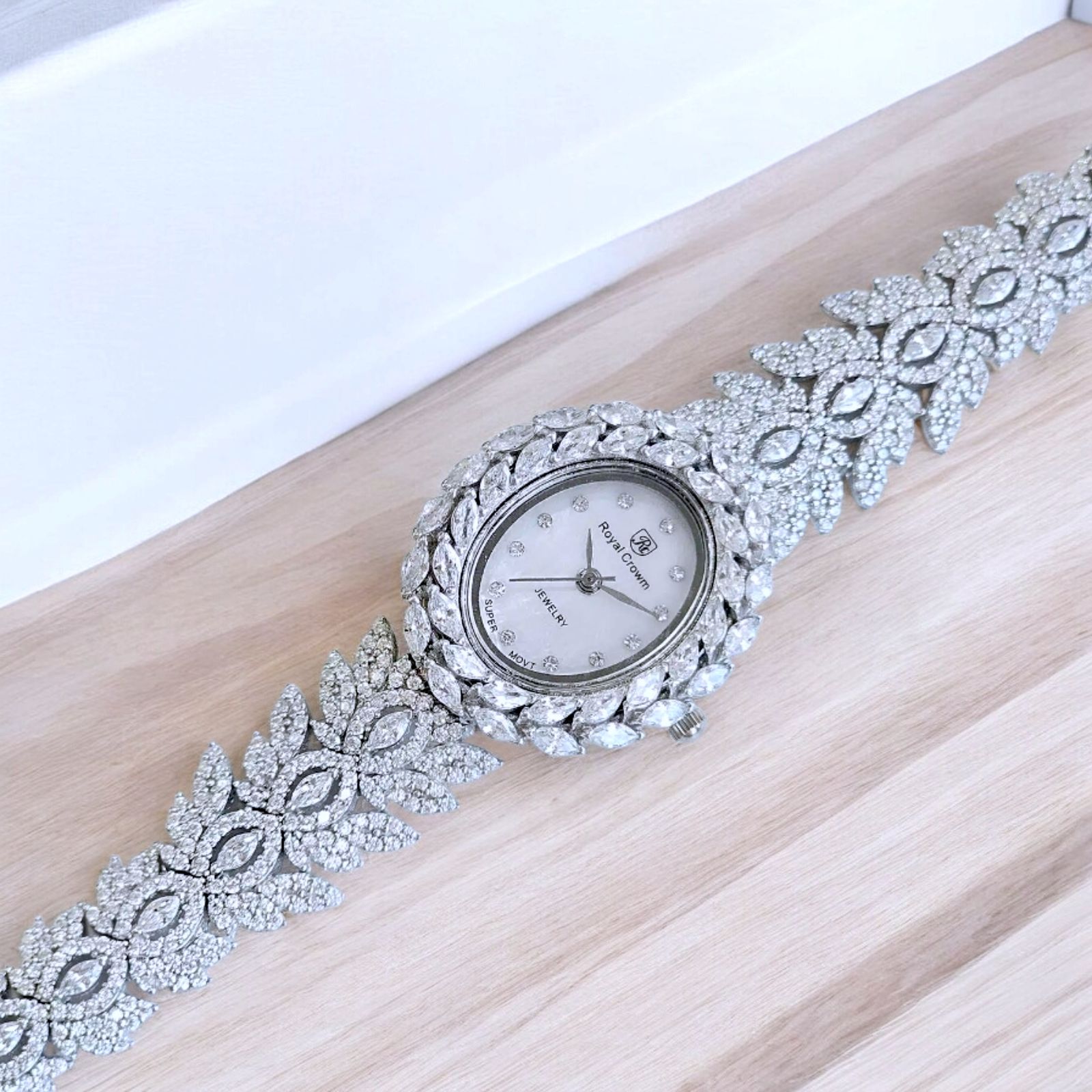 ساعت مچی عقربه ای نقره زنانه رویال کرون مدل مارکیز 0231 - - 11