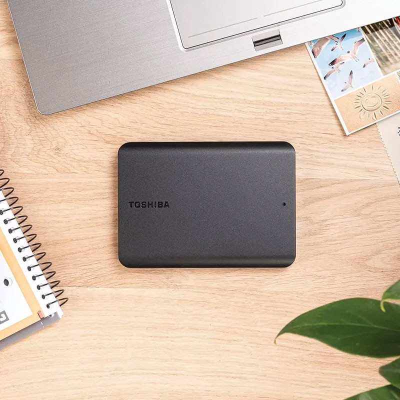 هارد اکسترنال توشیبا مدل Canvio Basics ظرفیت 1 ترابایت دارای رابط USB Type-A