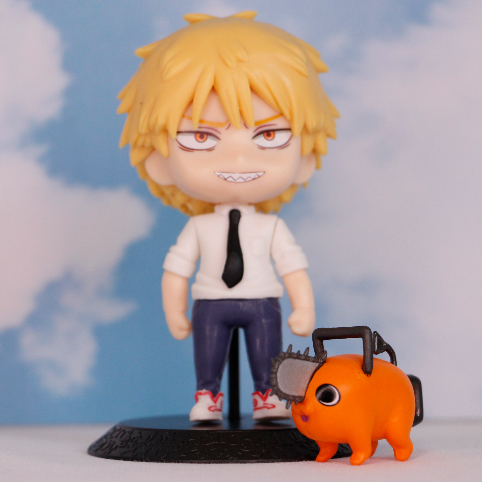 فیگور مدل انیمه چینسا من طرح مرد اره ایی کد 01