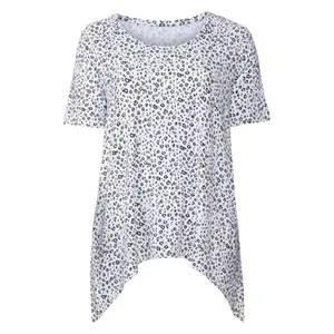 تی شرت آستین کوتاه زنانه اسمارا مدل پلنگی sefid567