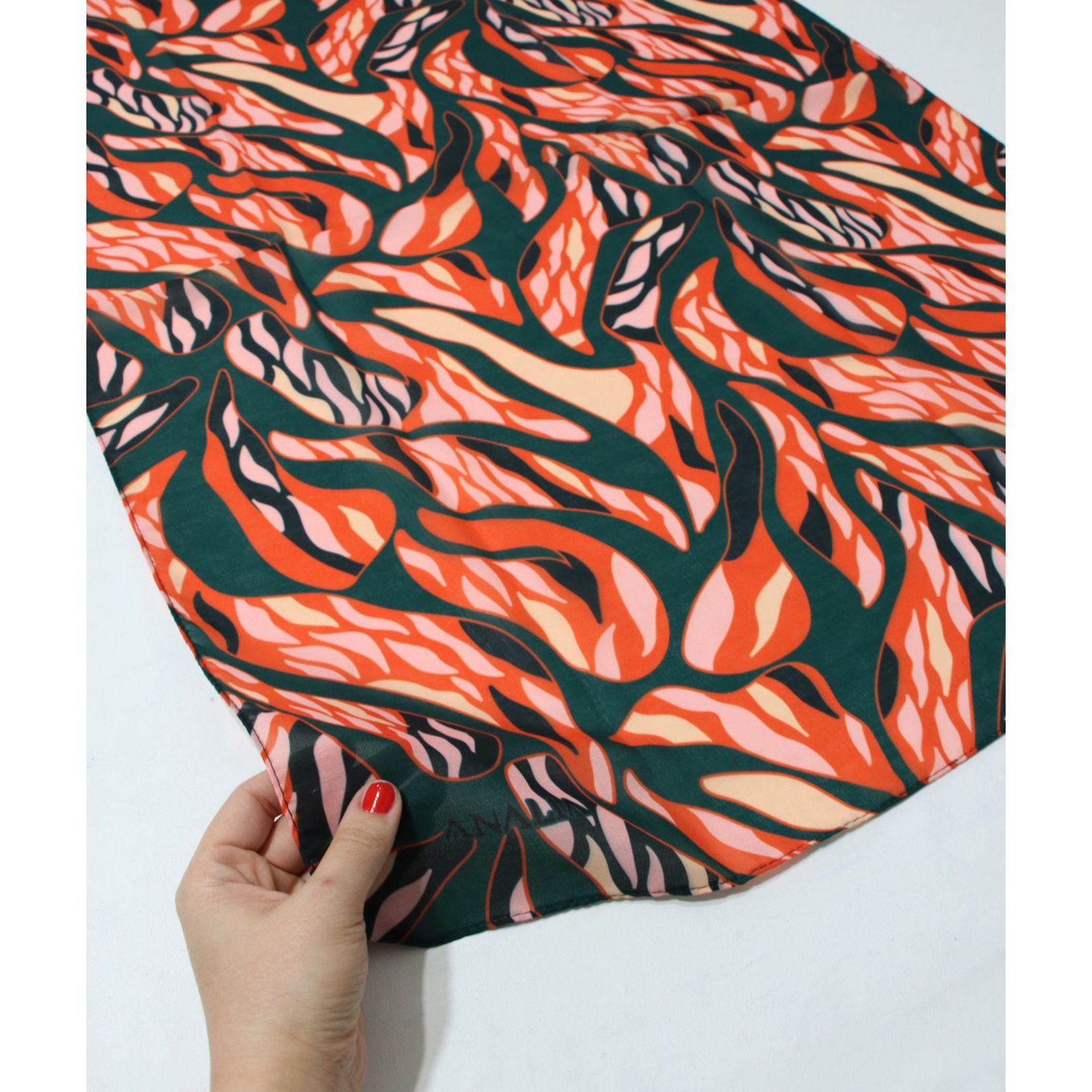 شال زنانه مدل نخی بهاری طرح زمرد کد ana-4035 -  - 10