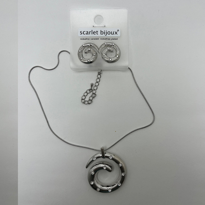 نیم ست زنانه اسکارلت بیجوکس مدل دوران