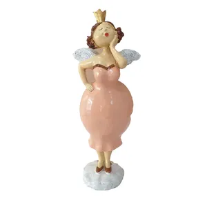 مجسمه مدل ملکه 