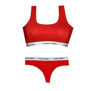 ست شورت و نیم تنه زنانه مدل رونیا رنگ قرمز