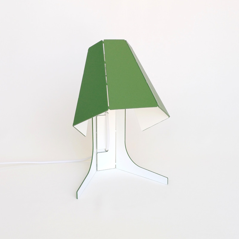 چراغ مطالعه مدل فرکتا