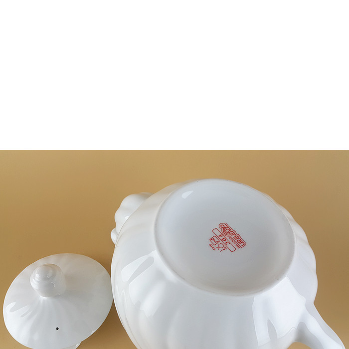 قوری چینی زرین ایران مدل آلمانی پیچدار 8 سمن درجه یک