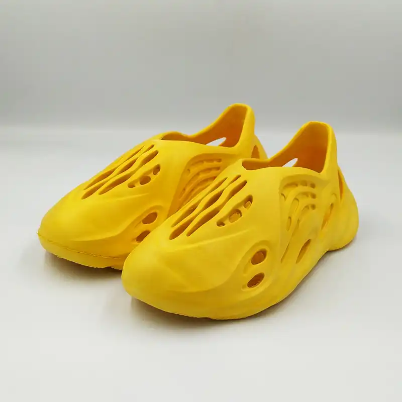 کفش ساحلی مدل 1927927 رنگ زرد