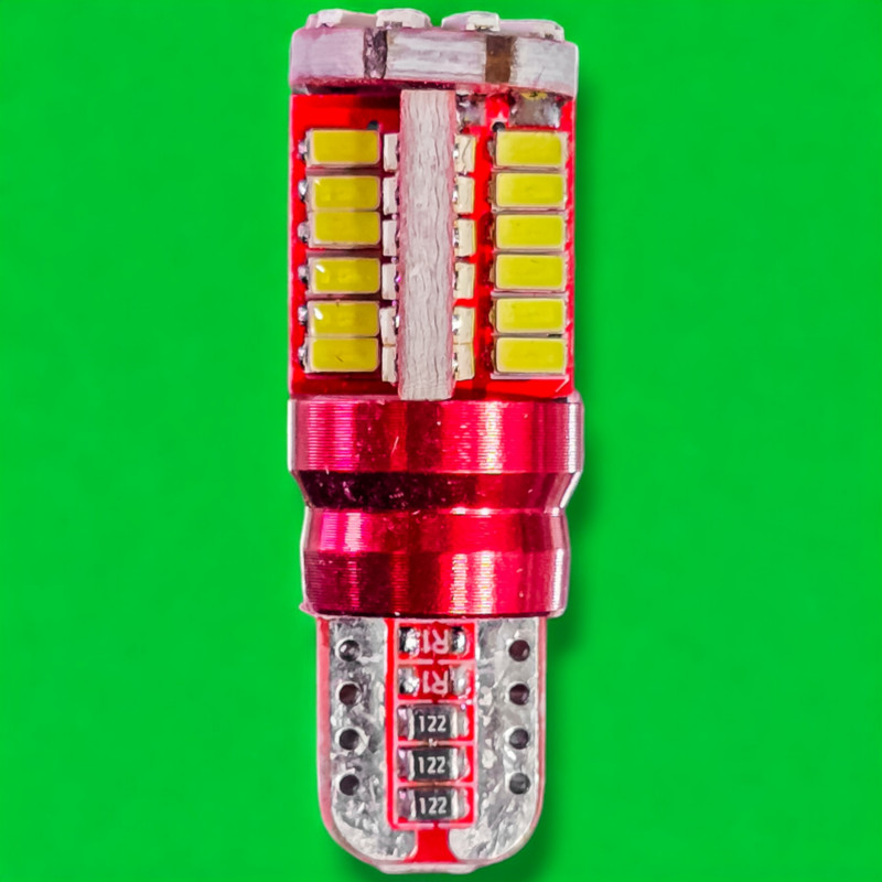 لامپ کوچک چراغ جلو خودرو تک حالته بست یدک مدل 58 تایی یخی کد SMD پایه تک کنتاک مناسب برای پراید بسته 2 عددی