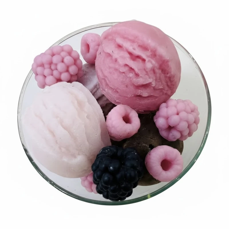 شمع دست‌ساز معطر مدل فانتزی با رایحه آدامس بادکنکی زمان اتمام 6 ساعت